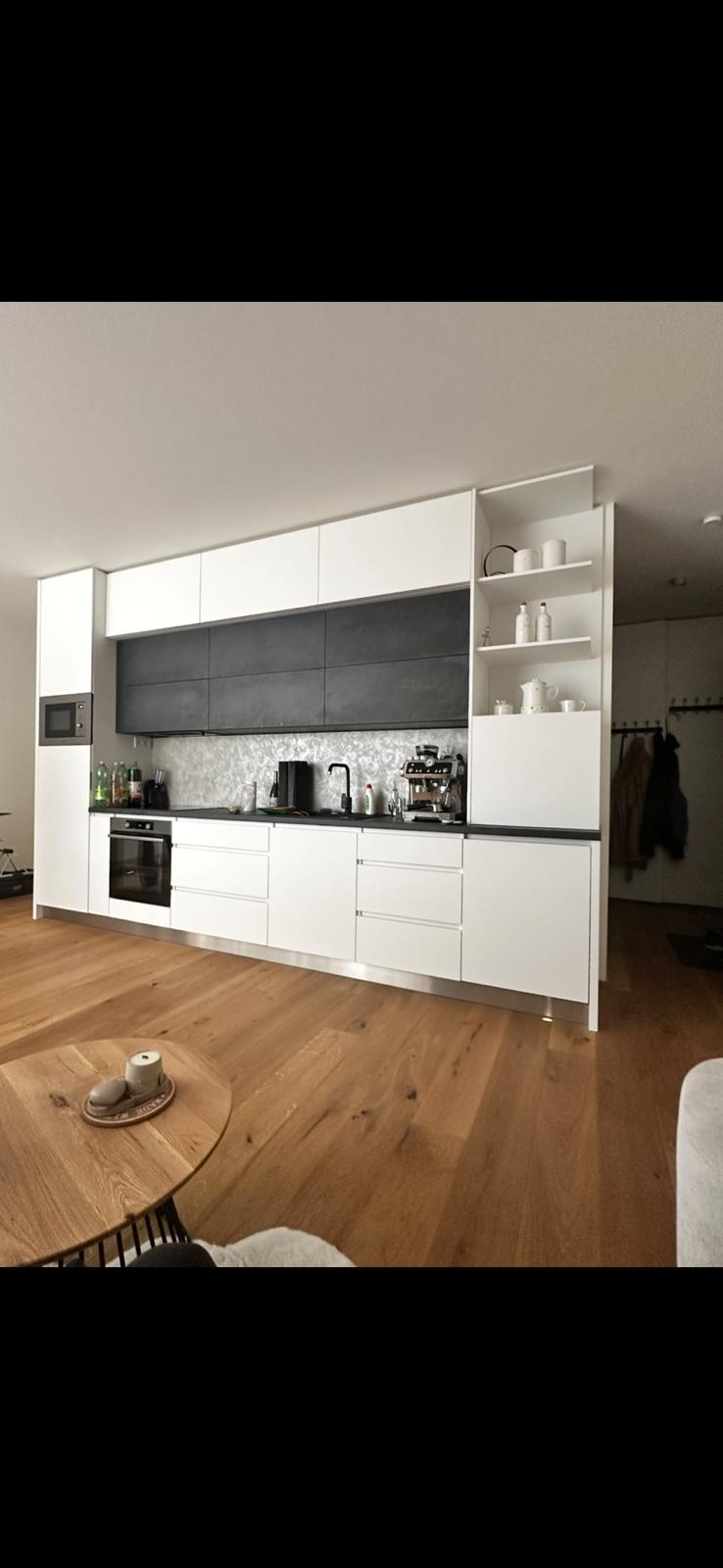 Kuchyň a obývací prostor apartmánu v Luhačovicích